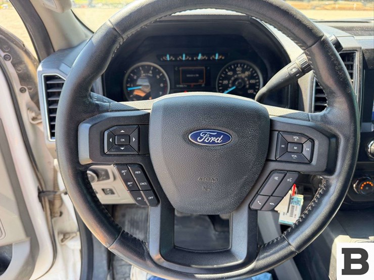 2020-ford-f150-image-22