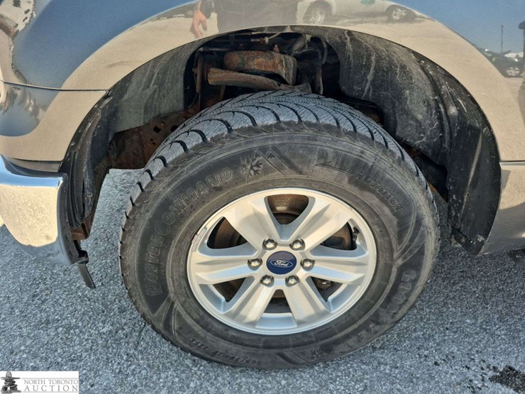 2017-ford-f150-image-19