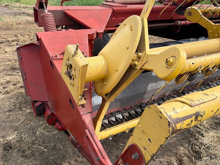 new-holland-499-image-18