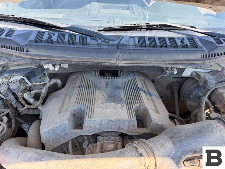 2020-ford-f150-image-29