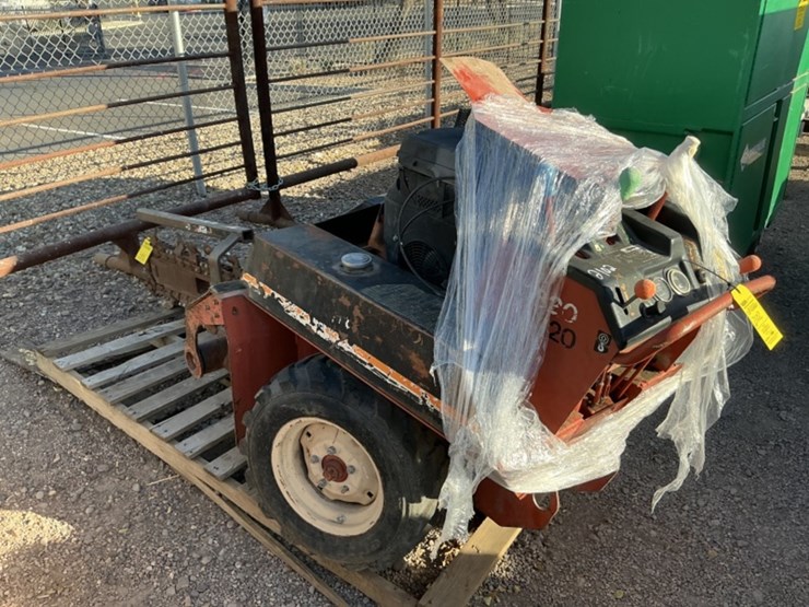 ditch-witch-1820-image-4