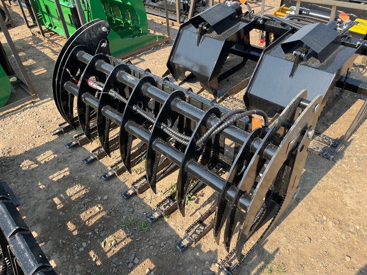#18343-•-2026-giyi-skid-steer-grapple-(princeton,-mn)-image-2