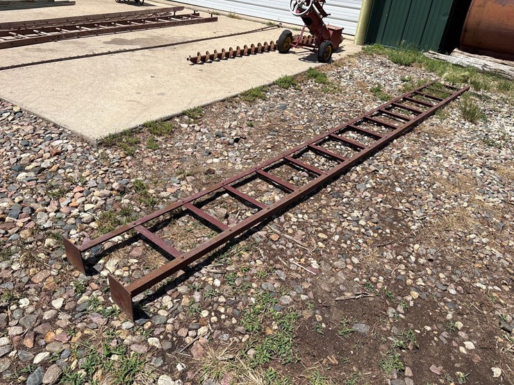 steel-grain-bin-ladder-image-2
