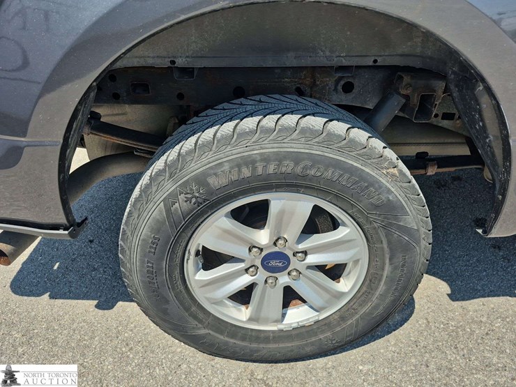 2017-ford-f150-image-25