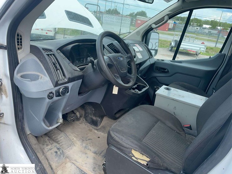 2017-ford-transit-image-11