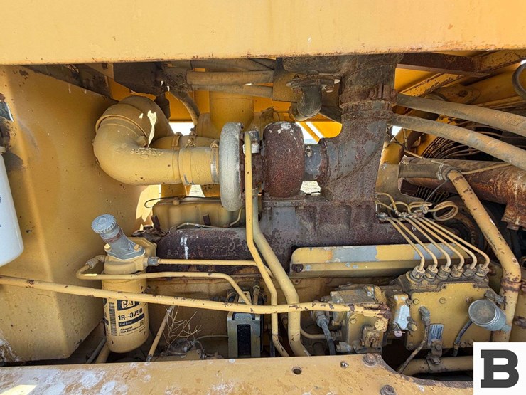 caterpillar-d5b-sa-image-37
