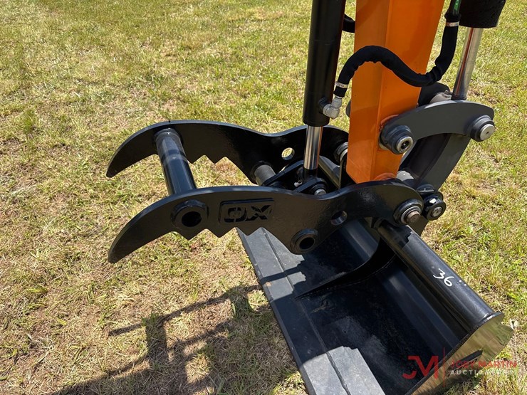 unused-2024-develon-dx-27z-mini-excavator-image-14