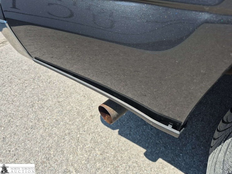 2017-ford-f150-image-24