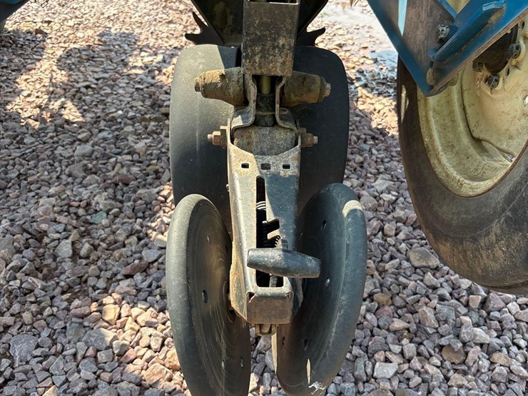 kinze-2210-image-9