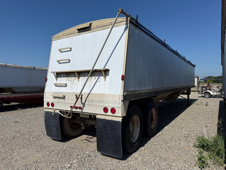 #45428-•-chamberlin-40'-t/a-hopper-bottom-trailer-inv#-45428-image-3