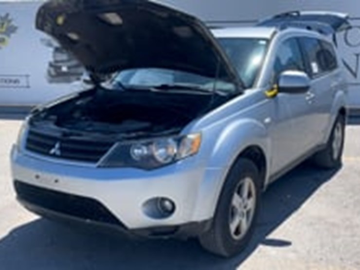 2008-mitsubishi-outlander-image-9