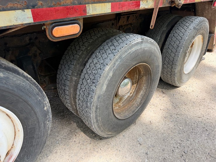 #1510-•-sterling-quad-axle-rolloff-truck-image-19