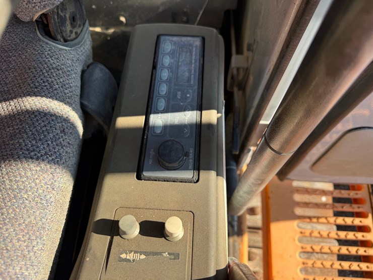 hitachi-ex750-5-image-30