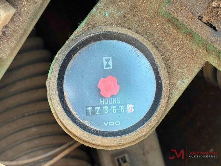2005-deere-1110d-image-40