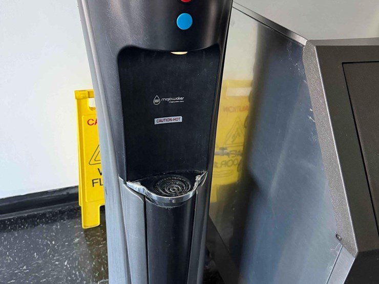 hot-and-cold-water-cooler-image-1