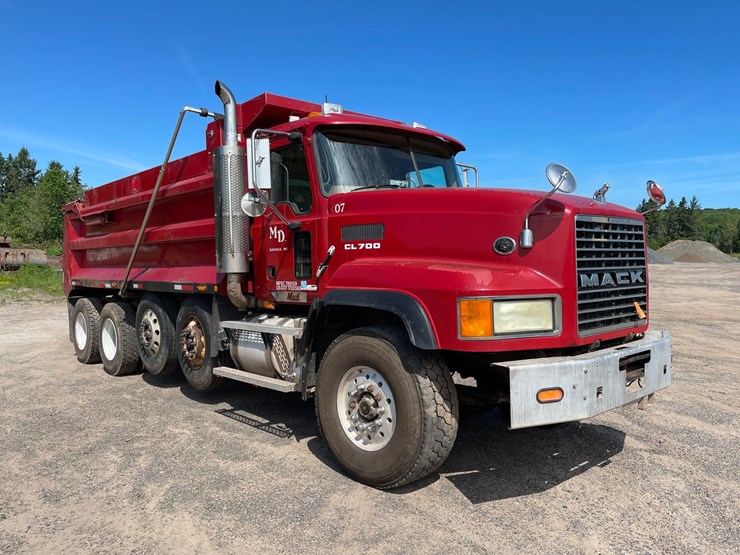 2007-mack-cl700-image-7
