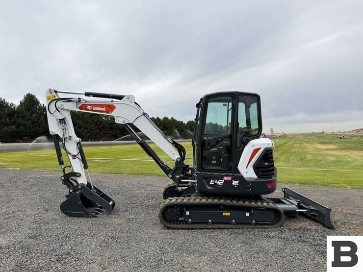 2023-bobcat-e42-image-4