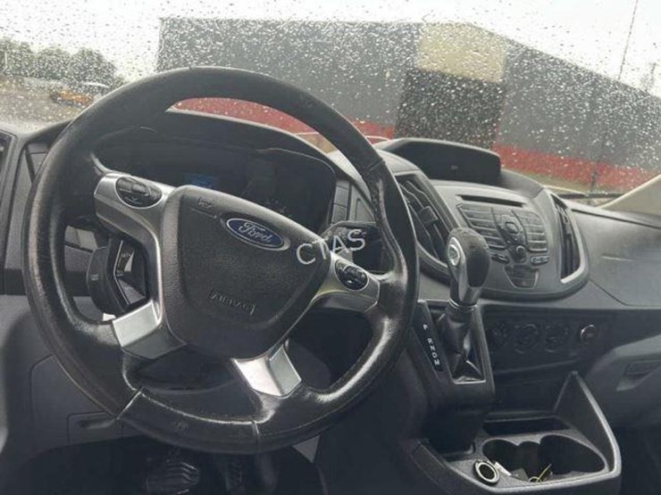 2017-ford-transit-image-9