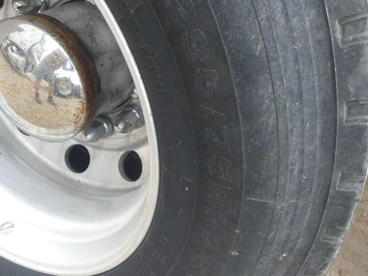 2022-kenworth-t680-image-5