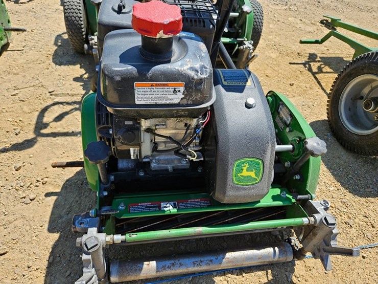 john-deere-180-image-10