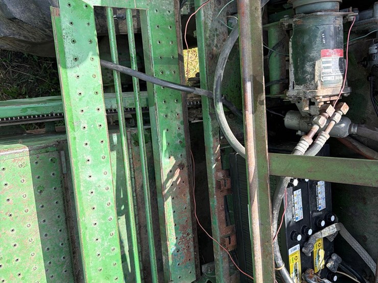 john-deere-6600-image-29