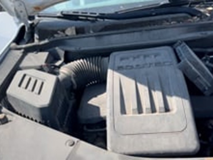 2015-chevrolet-equinox-image-9