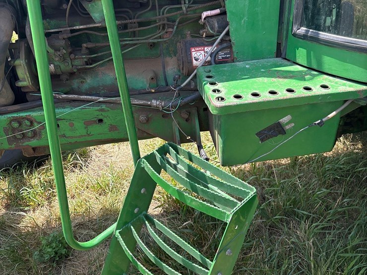 john-deere-4030-image-8