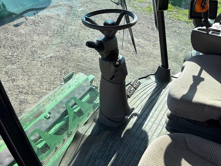 2012-john-deere-s680-image-74