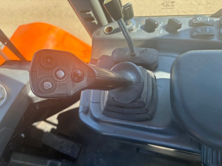 2013-doosan-dl250tc-image-57