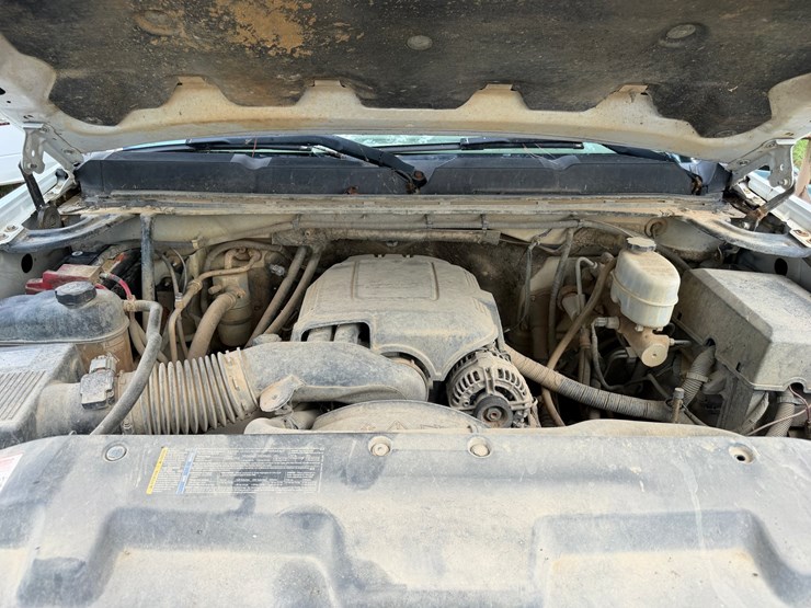 2010-chevrolet-silverado-2500-image-40