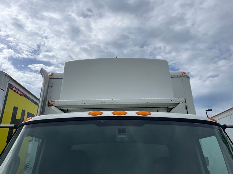 2016-international-durastar-4400-image-38