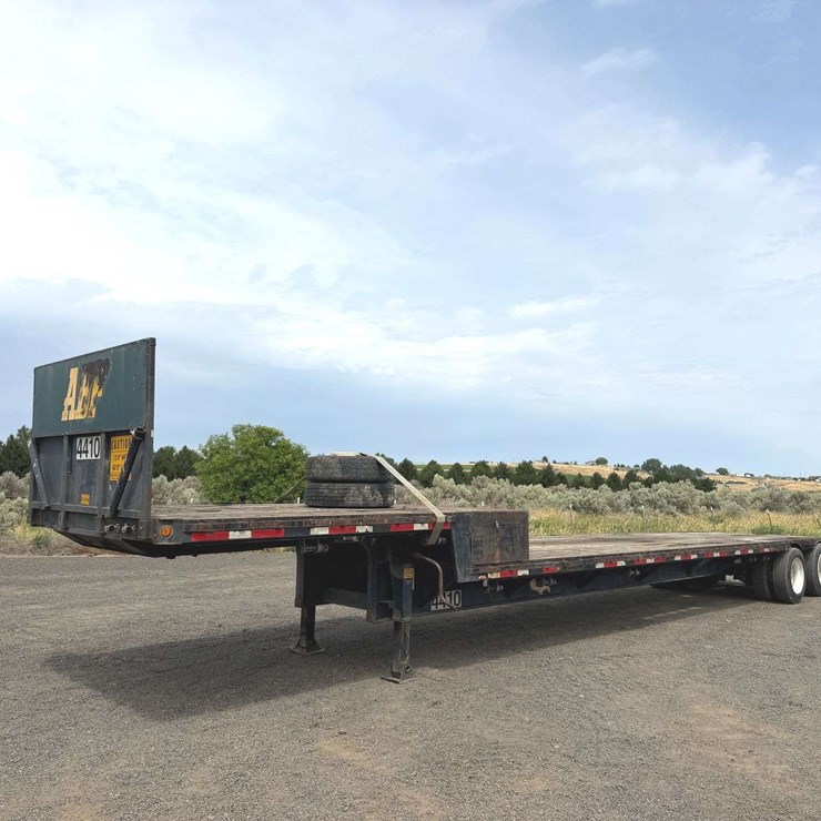 2006 WADE FLATBED