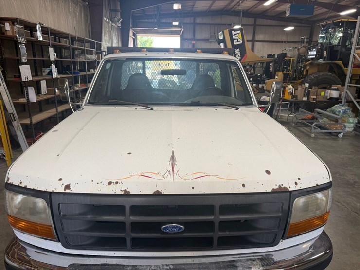#2079-•-1997-ford-super-duty-flatbed-truck-image-19