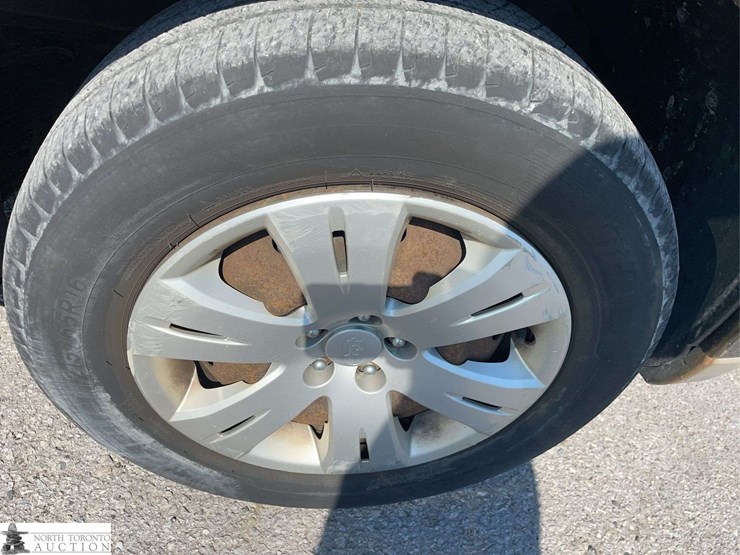 2010-subaru-forester-image-21