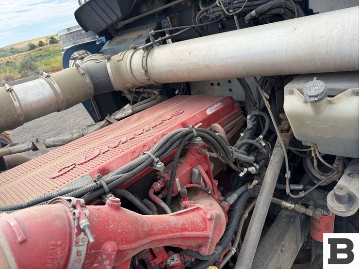 2007-kenworth-w900-image-37