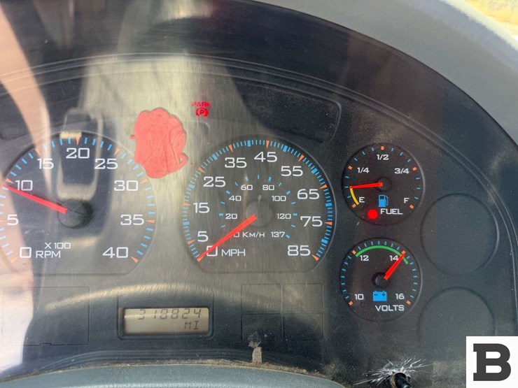 2003-international-durastar-4200-image-62