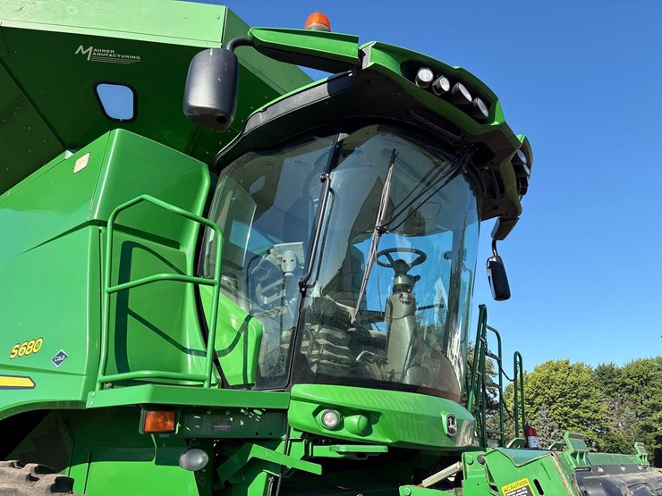 2012-john-deere-s680-image-31