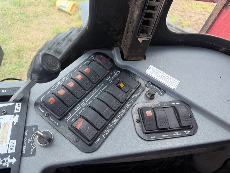 2005-case-ih-spx3200-image-102