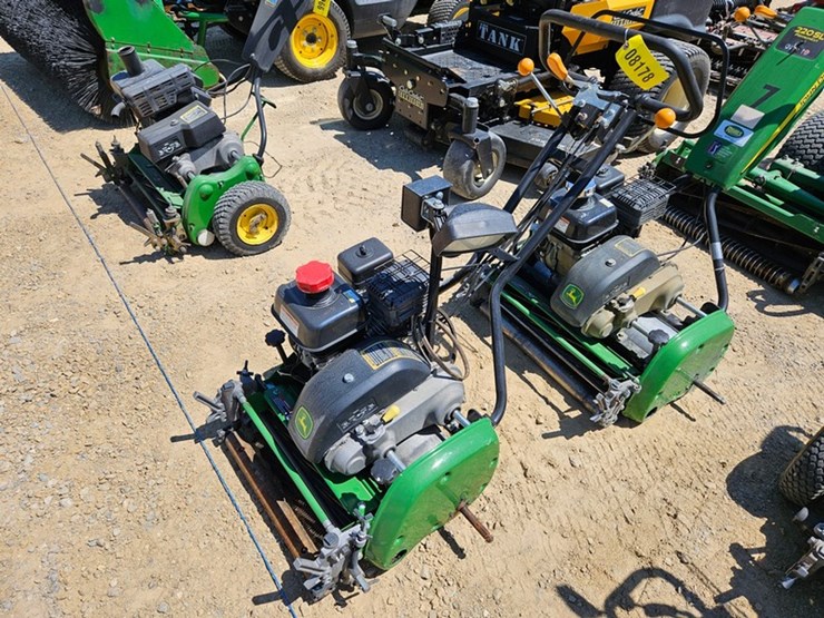 john-deere-180-image-1
