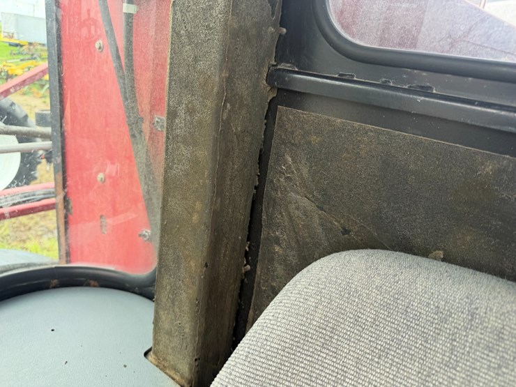 2005-case-ih-spx3200-image-112
