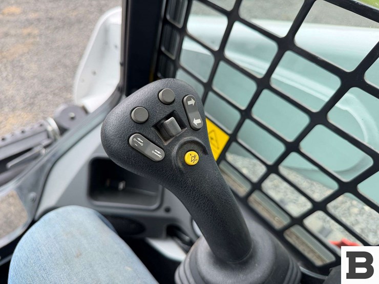 2024-bobcat-t650-image-49