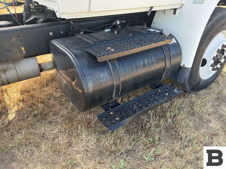2006-international-durastar-4400-image-26