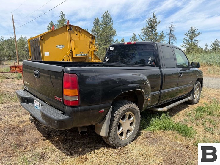2002-gmc-sierra-1500-image-4