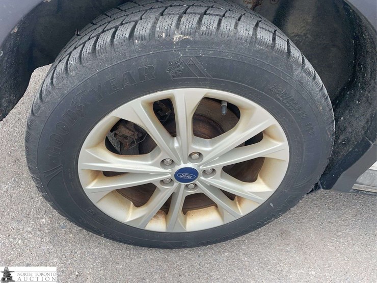 2017-ford-escape-image-22