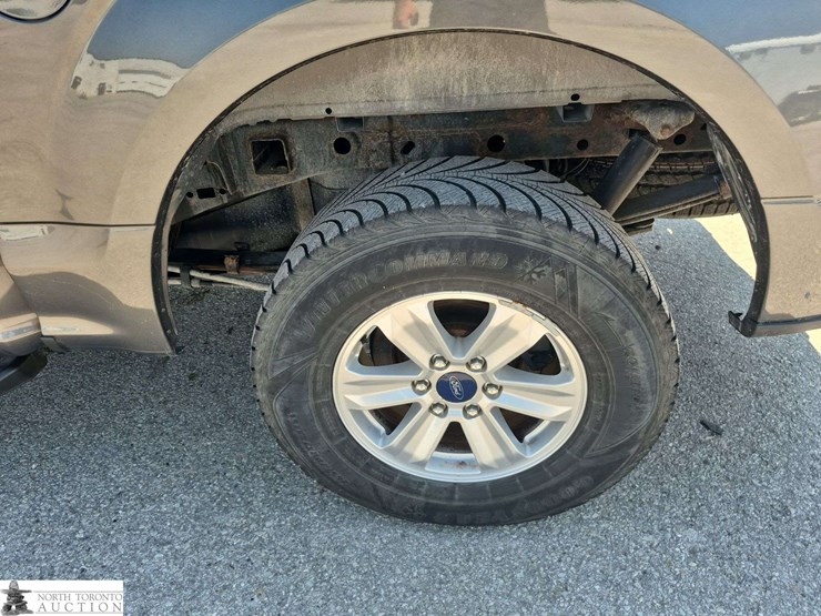 2017-ford-f150-image-22