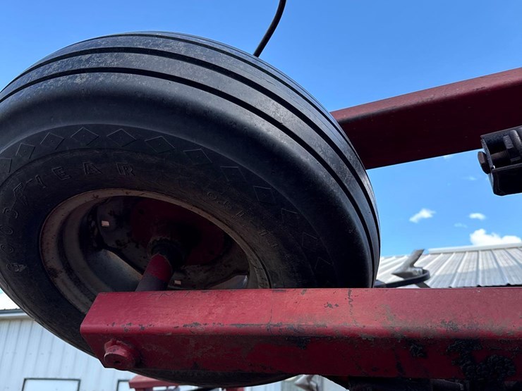 case-ih-4600-image-55