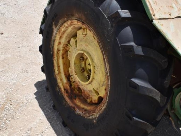 john-deere-a-image-6