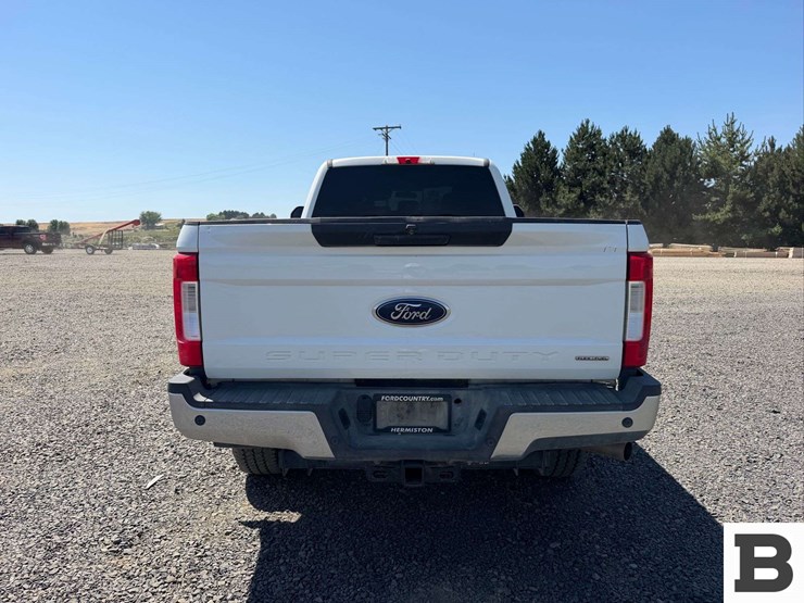 2019-ford-f250-image-10