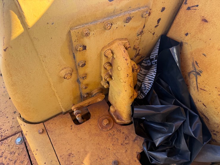 caterpillar-d8h-image-34