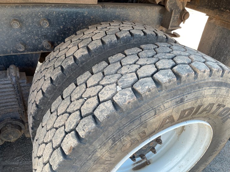 2007-mack-cl700-image-28